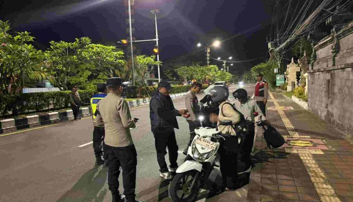 Patroli Gabungan Polsek Kutsel, Antisipasi Gangguan Kamtibmas Saat Malam Minggu