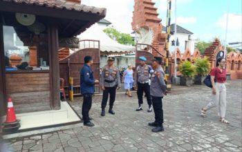 Polsek Denpasar Timur Intensifkan Pengamanan di Sejumlah Gereja pada Perayaan Kenaikan Yesus Kristus 2026