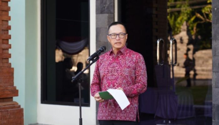 Peringati Hari Bakti Ke 69, “Kodam IX/Udayana, Bersama Rakyat Menuju Indonesia Maju” Pangdam Gelar Syukuran Bersama Prajurit