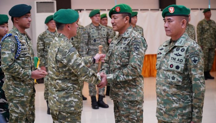 Kodam IX/Udayana Laksanakan Penyegaran Organisasi Melalui Sertijab Pejabat Satuan