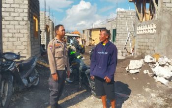 Bhabinkamtibmas Kelurahan Pedungan Laksanakan Sambang Kamtibmas Berdialog Dengan Masyarakat