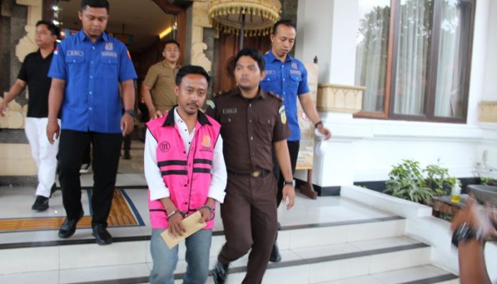 Modus Dugaan Korupsi Bendahara BUMDes Peguyangan Kangin Tembus Rp1,6 Miliar