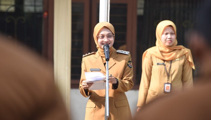 Mbak Wali Minta Potensi Kelurahan Dikembangkan, Program Merata Pastikan Pembangunan Dirasakan Masyarakat