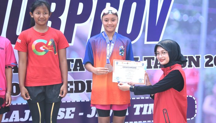 Dorong Potensi Sport Tourism, Mbak Wali Hadiri Kejurprov Finswimming Wali Kota Cup II 2026 Kota Kediri