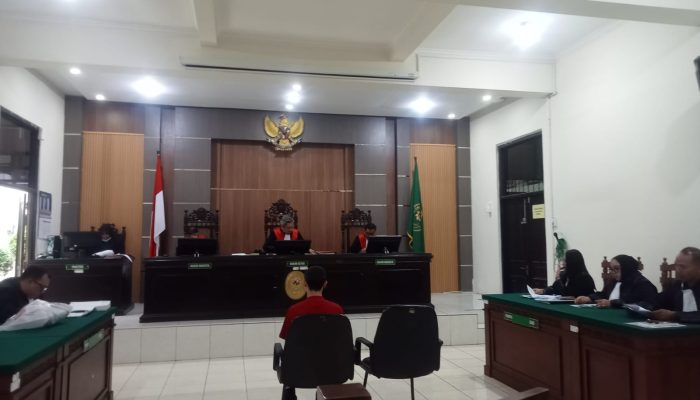 Sidang Eksepsi Penasihat Hukum LJA PN Salatiga: Atas Eksepsi Terdakwa, Hakim Ketua Meminta JPU Memperbaiki Dakwaannya