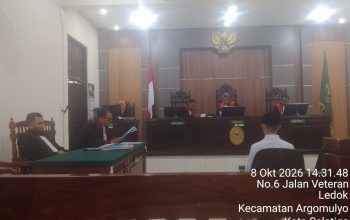 PN Salatiga: Penuntut Umum Membacakan Pendapat (Jawaban) Atas Sidang Eksepsi Penasihat Hukum Terdakwa LJA